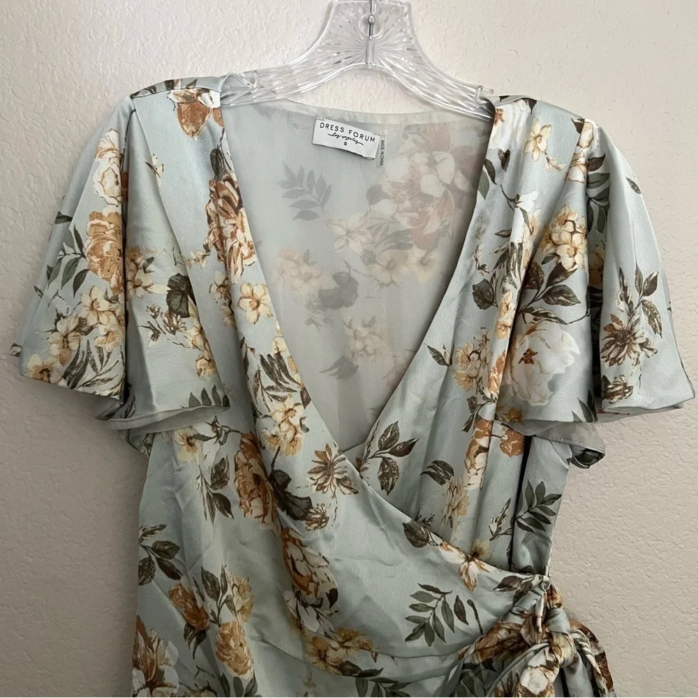 Dress Forum Satin Floral Tulip Wrap Dress‎ Size: S